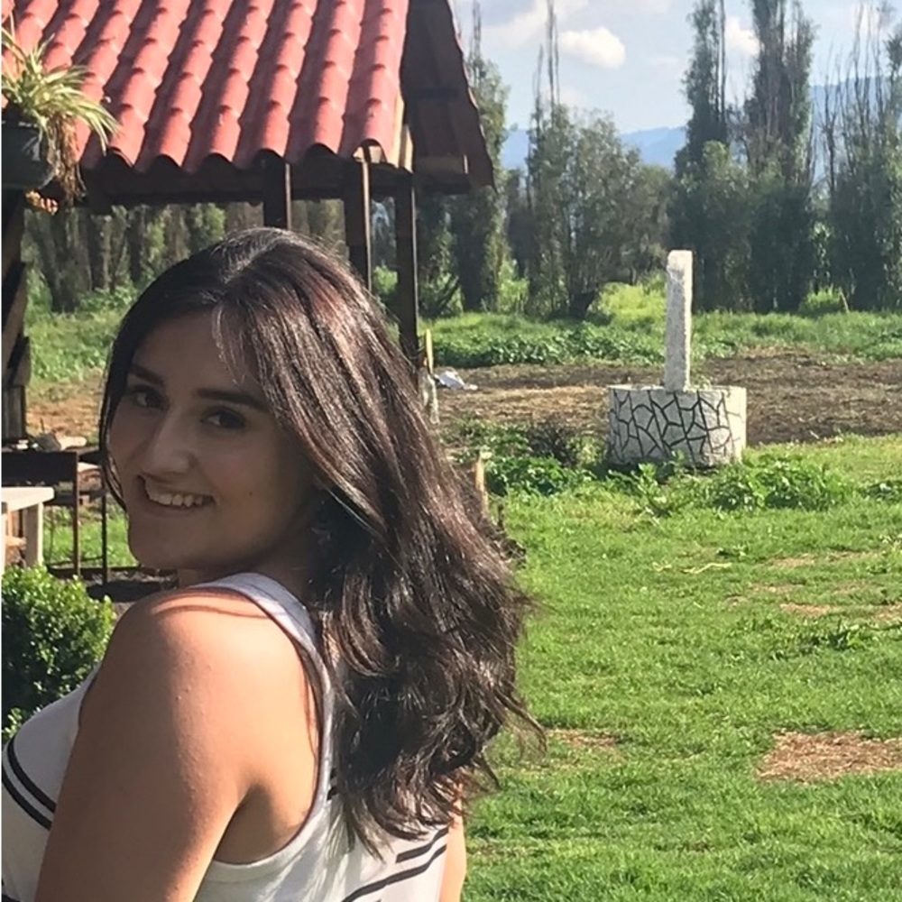 Meet your Posher, Maria